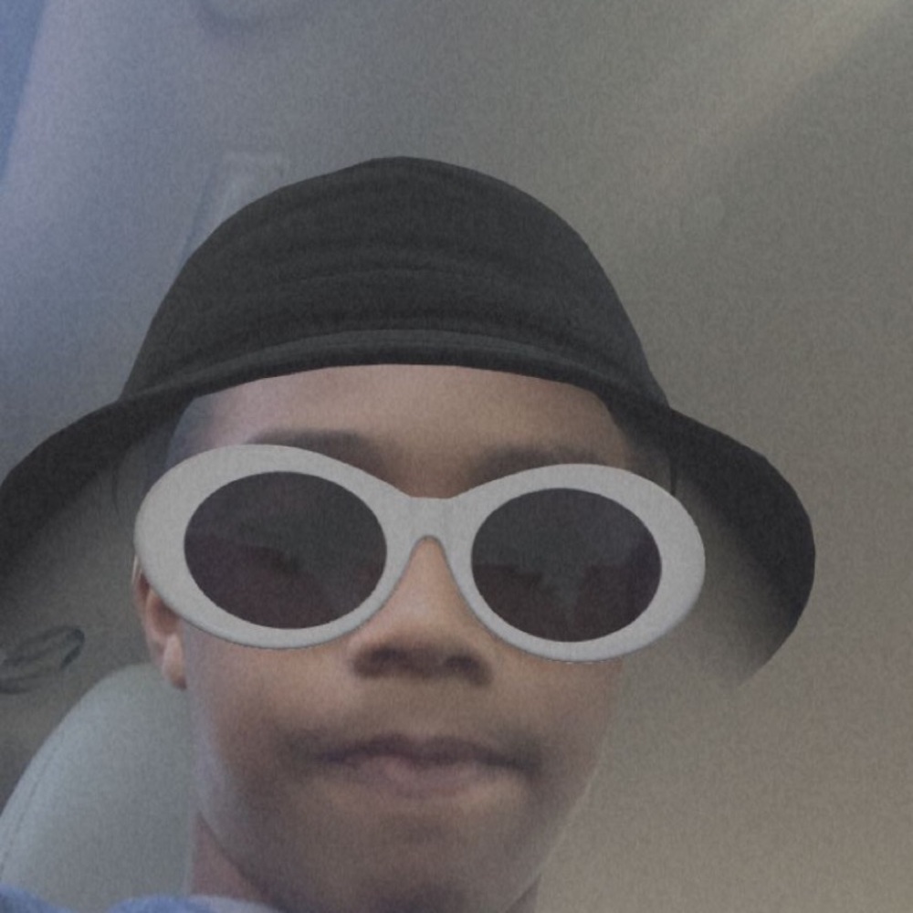 Meet your Posher, Xavier